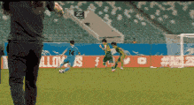1625241720894579.gif 05.gif