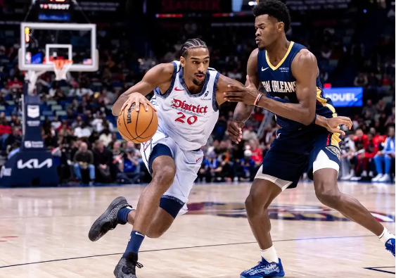 麦科勒姆平生涯纪录50分 普尔26+7 鹈鹕轻取奇才止11连败